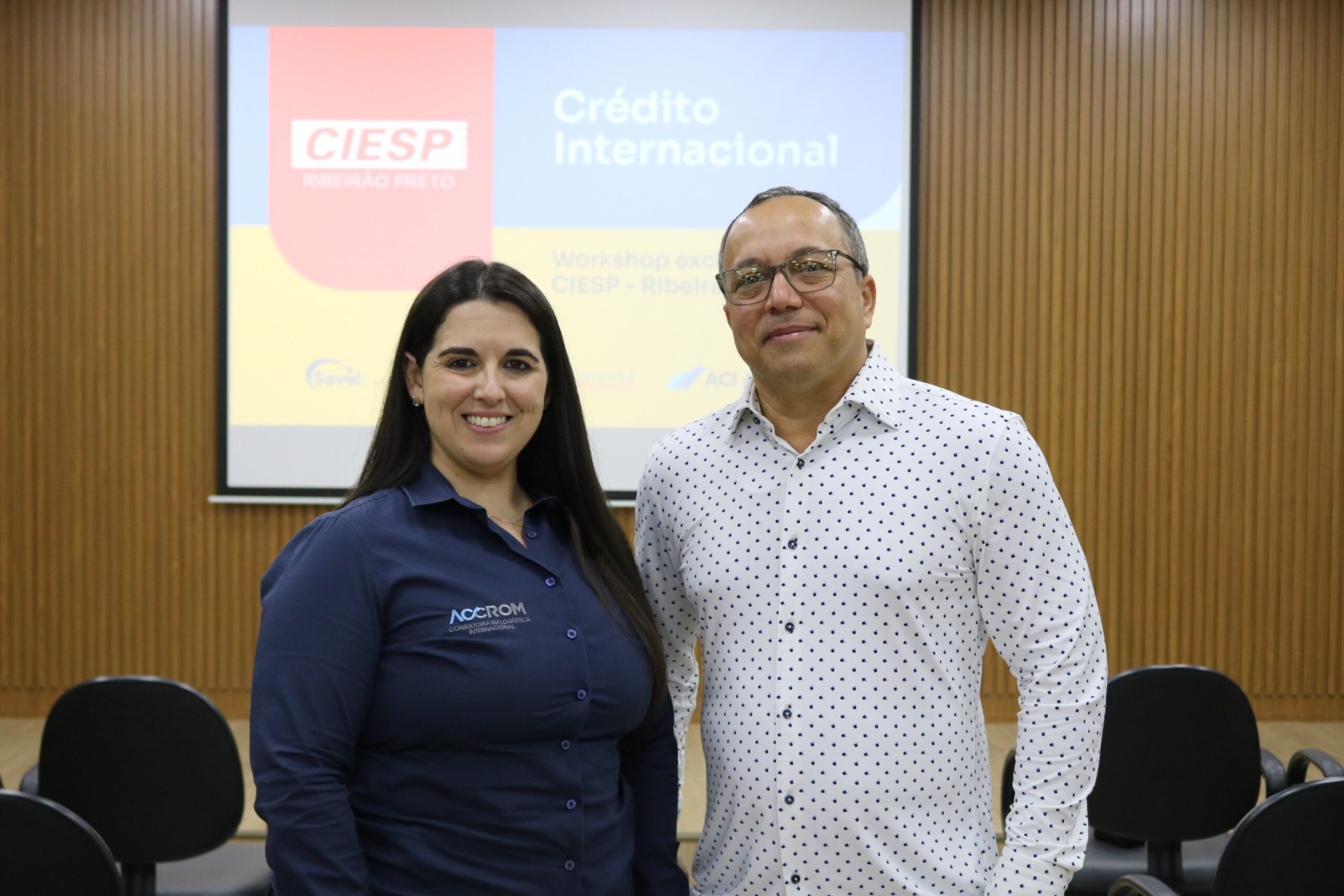 Sarah Dalri, Gerente em Operações Comex na Accrom Logística Internacional; Luciano Bravo, CEO na Inteligência Comercial e Country Manager na Savel Capital Partners / Foto: Divulgação
