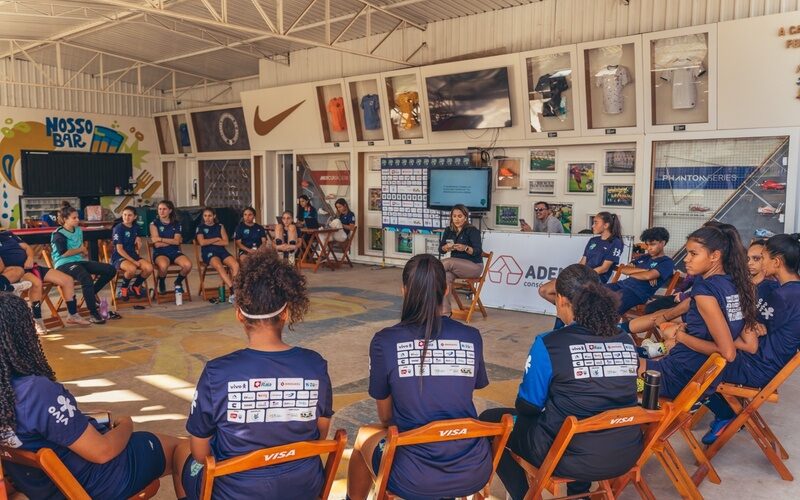 Palestra no Projeto Em Busca de Uma Estrela / Foto: Divulgação