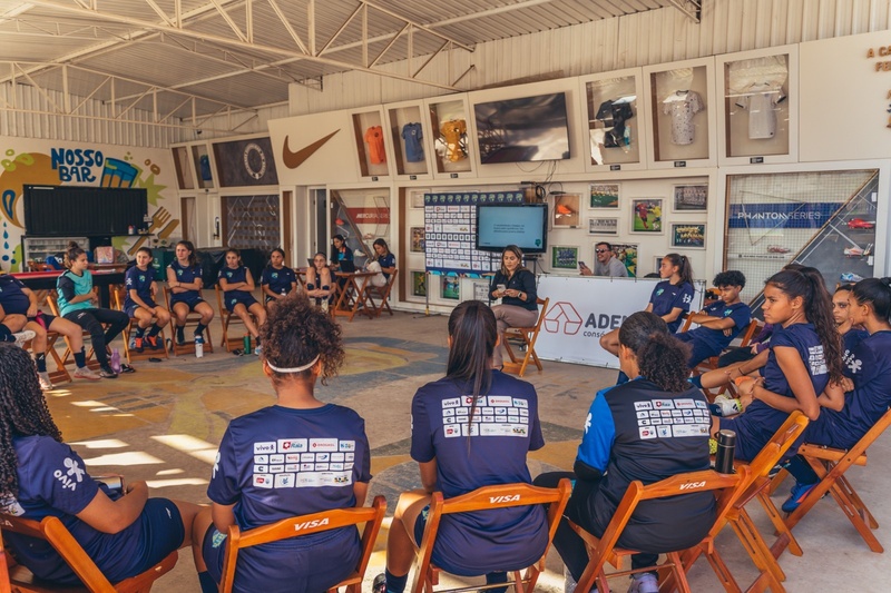 Palestra no Projeto Em Busca de Uma Estrela / Foto: Divulgação