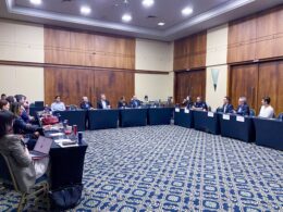 Executivos da Confederação Nacional das Seguradoras, da Federação Nacional de Seguros Gerais e da Junto Seguros se encontram com representantes de entidades públicas / Foto: Junto Seguros / Divulgação