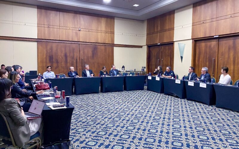 Executivos da Confederação Nacional das Seguradoras, da Federação Nacional de Seguros Gerais e da Junto Seguros se encontram com representantes de entidades públicas / Foto: Junto Seguros / Divulgação