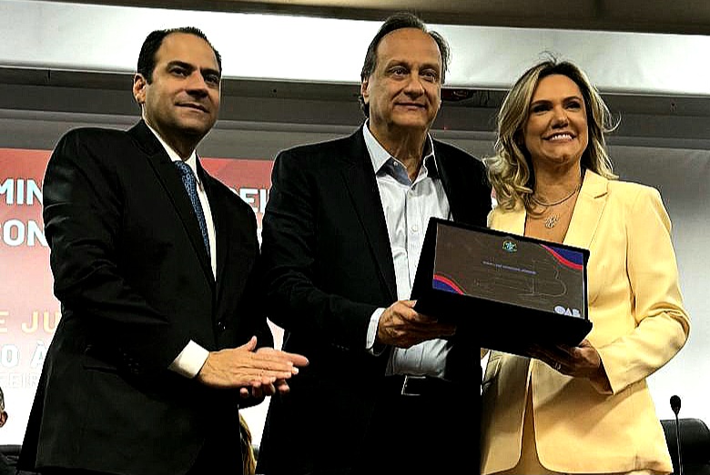 Presidente do Grupo Bradesco Seguros é homenageado como personalidade do Direito Securitário pela OAB Nacional / Foto: Divulgação