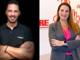Raphael Bauer, diretor comercial do canal corretor da MAPFRE e Carolina de Molla, diretora comercial de Vida da MAPFRE / Foto: Divulgação