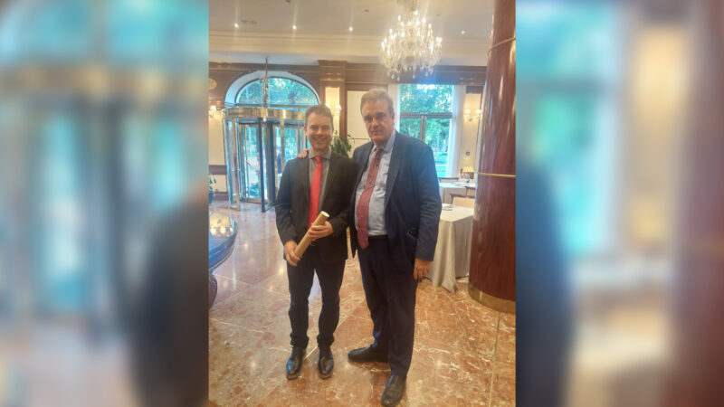 Dr. Lúcio Roca Bragança e o deputado federal José Eduardo Cardozo, que propôs o projeto original / Foto: Divulgação