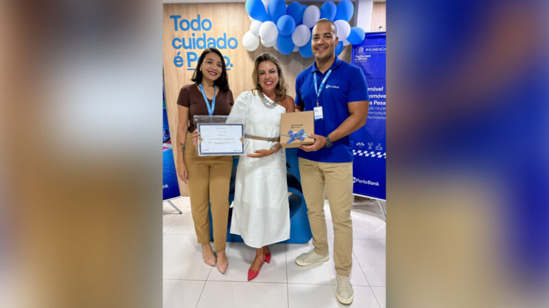 Marcela Silva, Gerente Comercial da Porto no DF e MG; Rosane Mota, CEO da RM7 Seguros; Igor Oliveira, Consultor Comercial de Consórcio da Porto no DF / Foto: Divulgação