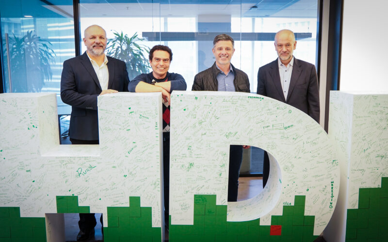 Pedro Loyola, CEO da Proagro Brasil; Igor Di Beo, VP de Vida & RE do Grupo HDI; Eduardo Dal Ri, CEO do Grupo HDI, e Juan Carlos Cortéz Garcia, CEO da Proagro / Foto: Divulgação