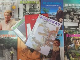 SindsegSC conta com mais de 40 exemplares da revista Blumenau em Cadernos no acervo da entidade / Foto: Divulgação