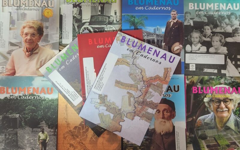 SindsegSC conta com mais de 40 exemplares da revista Blumenau em Cadernos no acervo da entidade / Foto: Divulgação