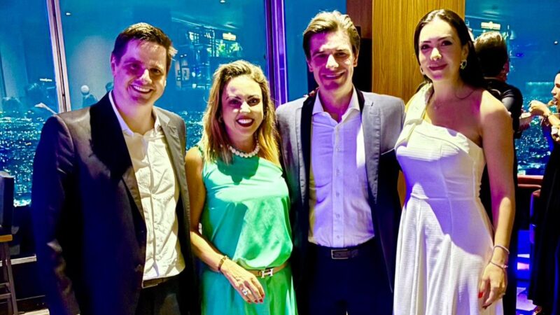 Rosane Mota, CEO da RM7 Seguros, e executivos da Junto Seguros / Foto: Divulgação