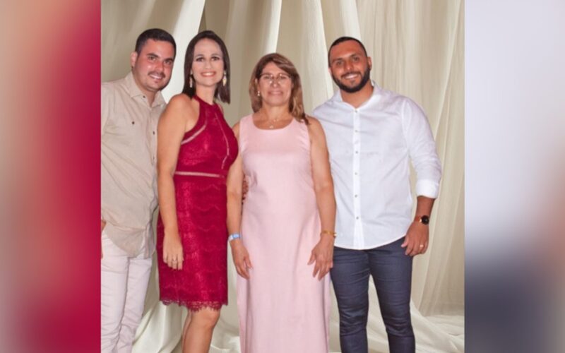 Da esquerda pra direita: Matheus Belizario (Executivo de Contas - Suc. Fortaleza - CAPEMISA), Marina Lopes (Gerente Comercial - Suc. Fortaleza- CAPEMISA), Iraide Oliveira (Sócia da Rivergold Corretora) e Bruno Fernando (Sócio da Rivergold Corretora) / Foto: Divulgação
