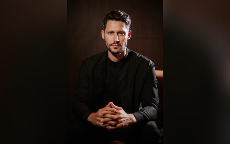 Raphael Mattos, empreendedor serial, investidor e autor do best-seller "Vender, Lucrar, Escalar"/ Foto: Divulgação