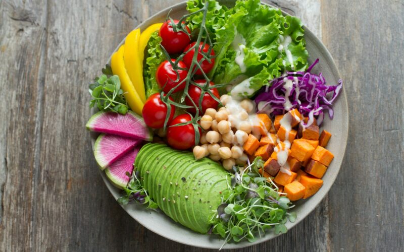 Alimentação na infância: a importância das cores no prato / Foto: Anna Pelzer / Unsplash