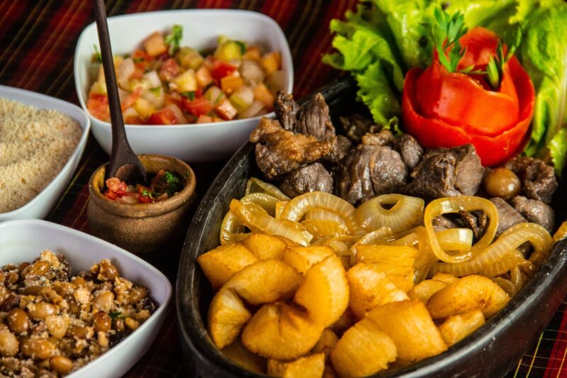Prato feito: livro conta a história da culinária brasileira / Foto: Horizon Content / Pexelsa