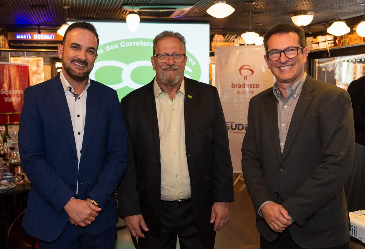 Leonardo Pereira de Freitas, Álvaro Fonseca e Luiz Carlos Ferreira Gomes / Foto: Antranik Photos / Divulgação