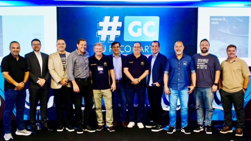 Geniomar Pereira, da allseg seguradora, diretores do GrupoGC, e participantes do painel que discutiu a diversificação e as oportunidades do mercado / Foto: Divulgação