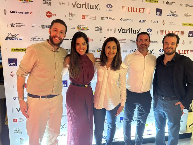 Executivos da Core Consultoria e da AXA no Brasil prestigiam lançamento do 15º Festival Varilux de Cinema Francês / Foto: Universo do Seguro