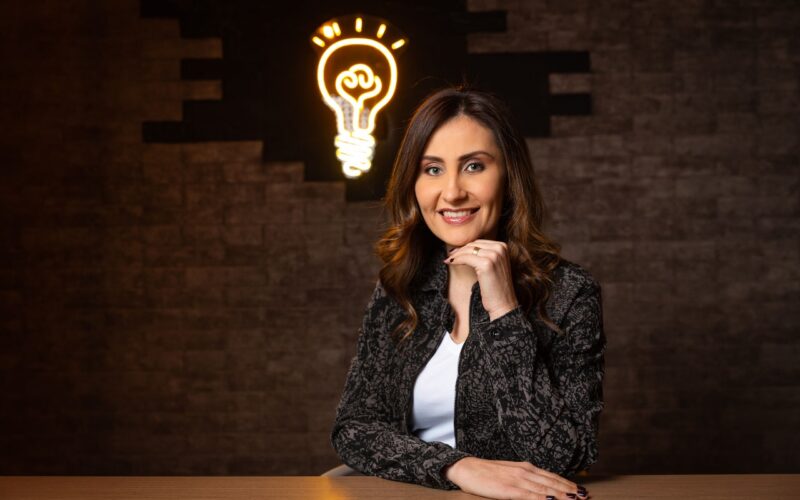 Danielle Fagaraz, Diretora Comercial Digital, Marketing e Clientes da AXA no Brasil / Foto: Divulgação