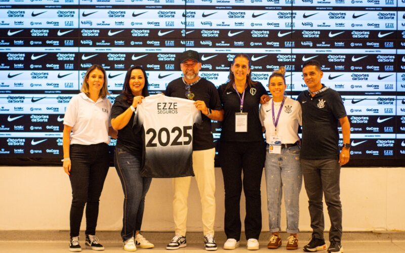 EZZE celebra parceria no futebol feminino do Corinthians rumo à final do Paulistão / Foto: Divulgação