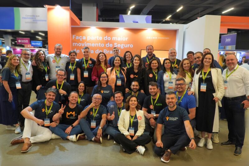 Alguns dos embaixadores no estande do MVP / Foto: Divulgação