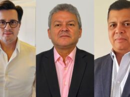 Alexandre Pires, sócio-fundador e CEO da ACG Home Care; e os franquados Carlos Vieira e Joelson Medeiros / Foto: Divulgação