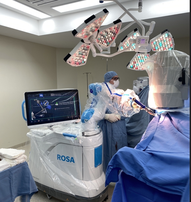 RS recebe o quarto robô ROSA Hip do país para cirurgias de quadril / Foto: Divulgação