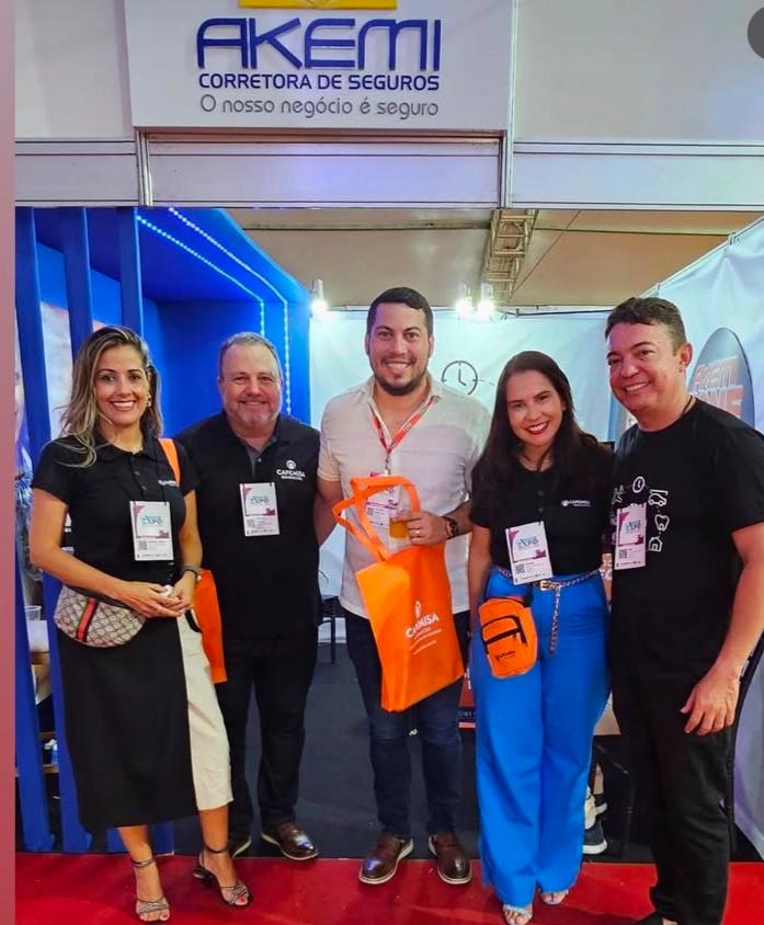 Na foto, Simone Dotta (Gerente da Sucursal João Pessoa - CAPEMISA), Marcelo Vasconcelos (Superintendente Regional Norte/ Nordeste - CAPEMISA), Altieres Leite (Cliente da Akemi Corretora), Denise Oliveira (Executiva de Contas - Sucursal João Pessoa - CAPEMISA) e Ary Akemi (Sócio Akemi Corretora de Seguros) / Foto: Divulgação
