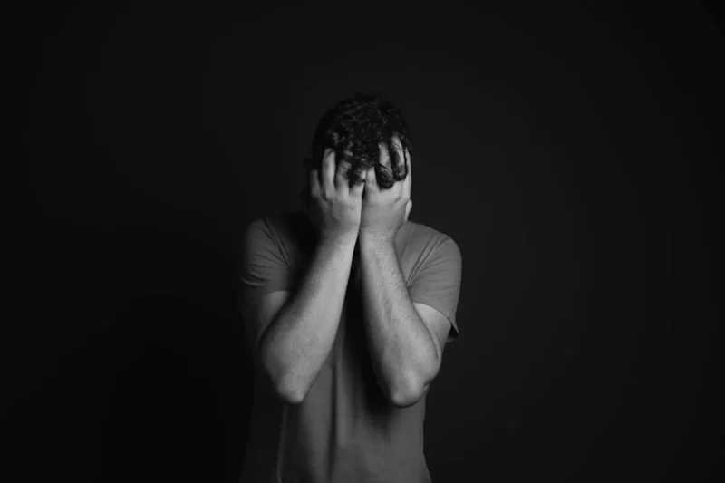 Entenda os tipos de assédios que podem ocorrer nas empresas e como prevenir / Foto: Daniel Reche / Unsplash