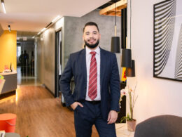 Thayan Fernando Ferreira, especialista em direito de saúde e direito público / Foto: Ferreira Cruz Advogados / Divulgação