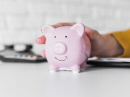 Fenaprevi: oito em cada dez brasileiros se preocupa com futuro, mas a maioria tem dificuldades no planejamento financeiro / Foto: Freepik