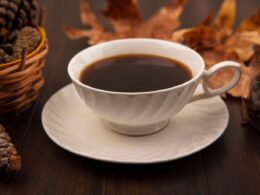 Condições climáticas e fatores econômicos elevam o preço do café nos últimos meses / Foto: Freepik
