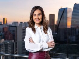 Danielle Fagaraz, diretora de Marketing e Experiência do Cliente da AXA no Brasil / Foto: Divulgação