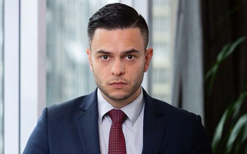 Matheus Kniss, advogado na Rücker Curi – Advocacia e Consultoria Jurídica / Foto: Divulgação