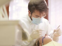 Odontologia: como o cuidado bucal evoluiu / Foto: Andrea Piacquadio / Pexels
