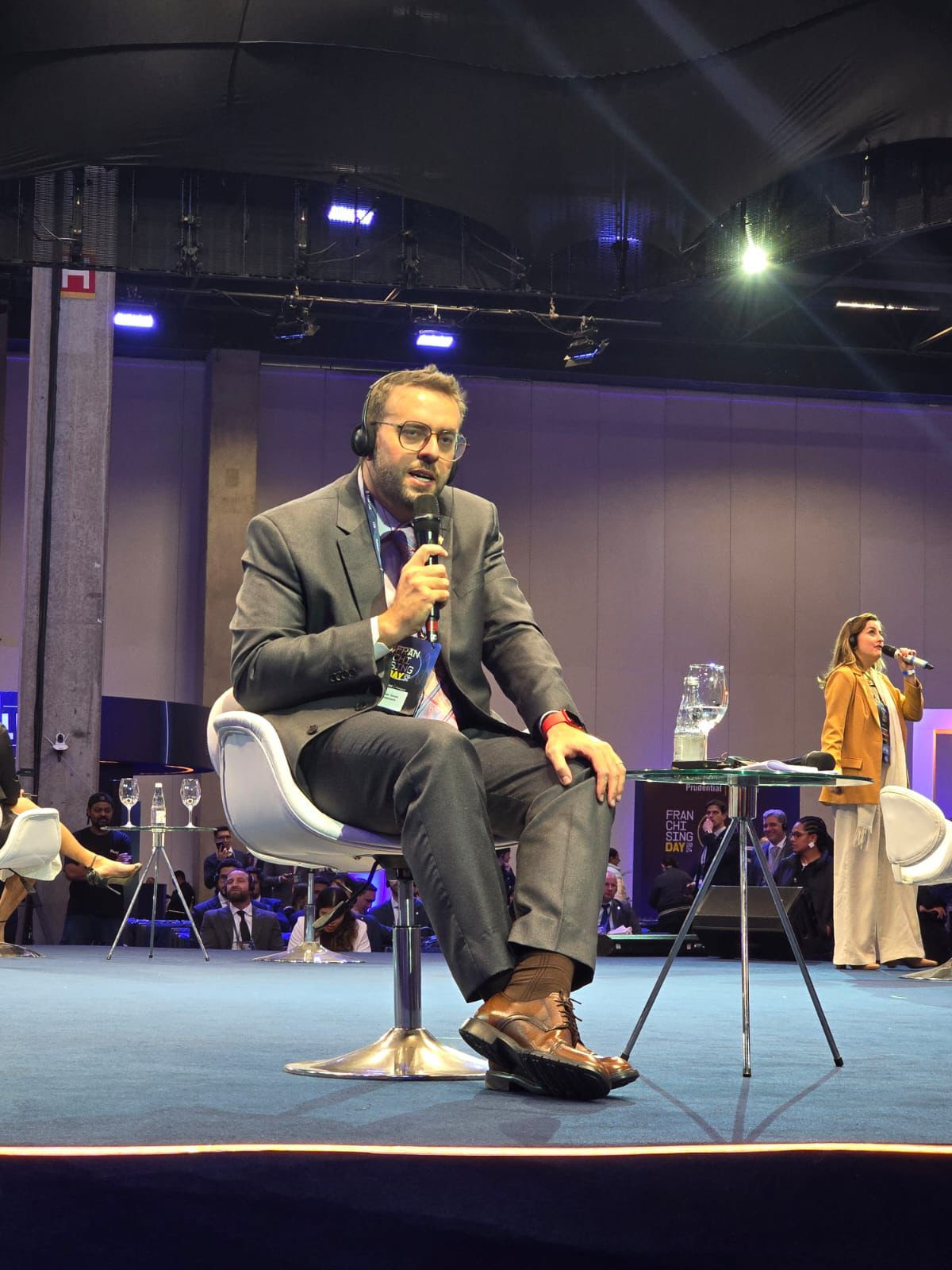 Felipe Sousa, presidente Brasil (Country Chair Brazil) da MDRT, em sua apresentação / Foto: Divulgação