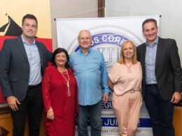 Os convidados com diretores da UCS; Emerson Valentim e Augusto Esteves; Rodrigo Vasconcellos e Emerson Valentim / Foto: Antranik Photos / Divulgação