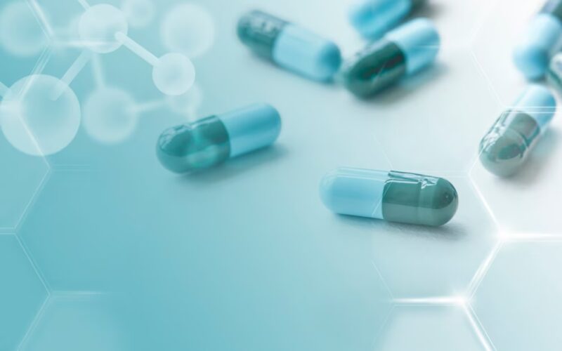 Prescrição de medicamentos por farmacêuticos é contestada na Justiça e no Senado / Foto: Freepik