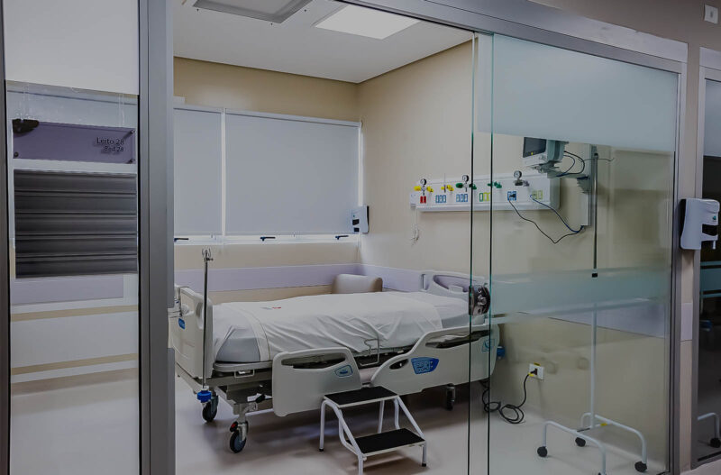 Hospital Universitário Cajuru recebeu selo de Top Performer, enquanto Hospital São Marcelino Champagnat foi reconhecido como UTI Eficiente pela Associação de Medicina Intensiva Brasileira / Foto: Divulgação