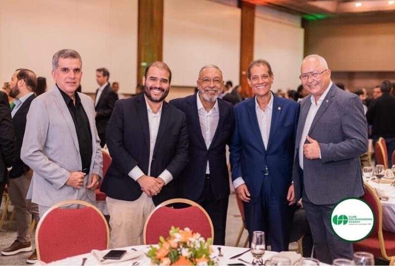 “O corretor de seguros precisa estudar, se preparar e investir na sua capacitação”, declarou Fausto Dorea, na celebração dos 66 anos do Clube dos Seguradores da Bahia / Foto: Victor Moreira / Divulgação