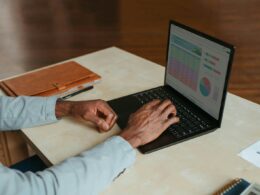 Europ Assistance inova com projeto piloto de Home Office para equipe de Atendimento / Foto: Windows / Unsplash