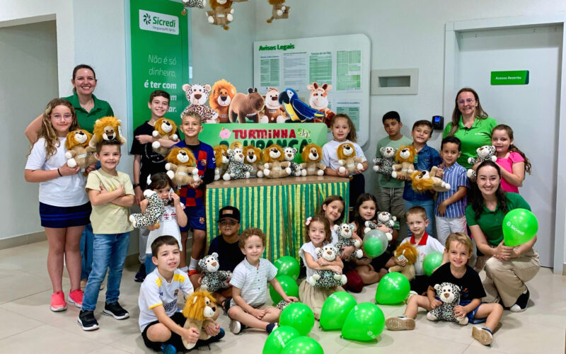 Sicredi Vanguarda PR/SP/RJ realizou 168 ações com a campanha Turminha da Poupança, impactando mais de 6,5 mil crianças e adolescentes em três estados Créditos: Divulgação/Sicredi