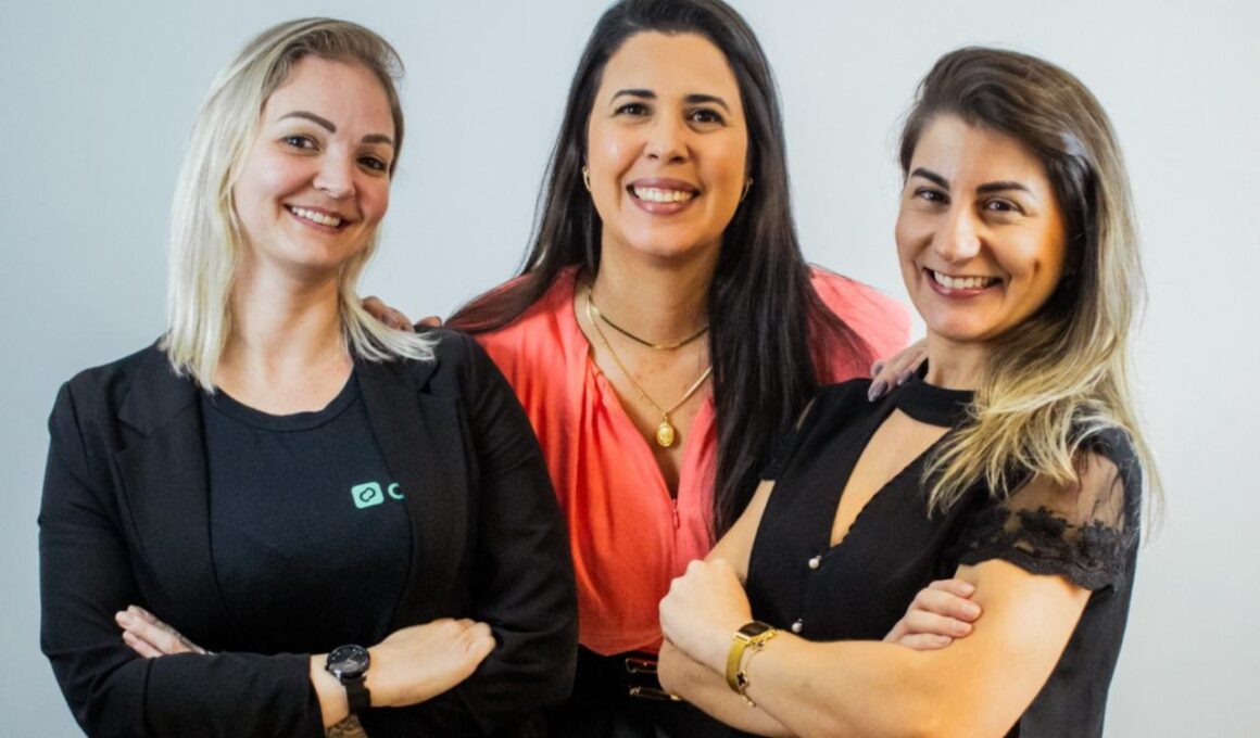 Da esquerda para direita: Cristiana Carolina Cristofolini; Larissa de Queiroz Marques; e Pauliny de Souza / Foto: Divulgação