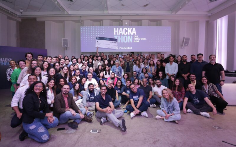 Colaboradores da Prudential do Brasil no Hackathon 2025 / Foto: Divulgação