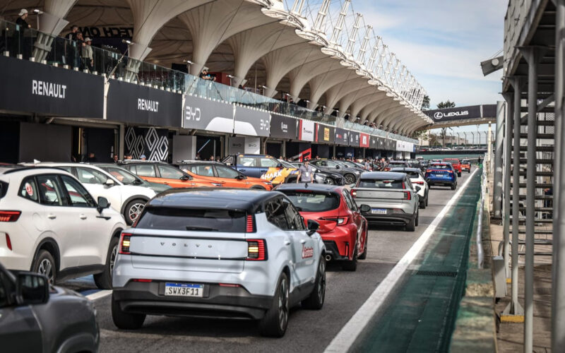 Mini e Mercedes-Benz no Festival Interlagos 2025 / Foto: Divulgação