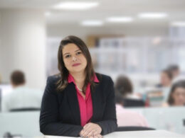 Glauce Carvalhal, diretora Jurídica da CNseg