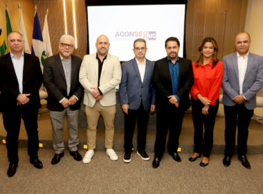 Rogério Gebin (SindSeg MG/GO/MT/DF), João Paulo Mello (CSP-MG), Gustavo Bentes (Sincor-MG), Landulfo Ferreira (advogado e palestrante), Robson Carneiro (Aconseg-MG), Karine Brandão (MAPFRE) e Jader Abreu (Aconseg-MG) / Foto: Arnaldo Athayde / Divulgação