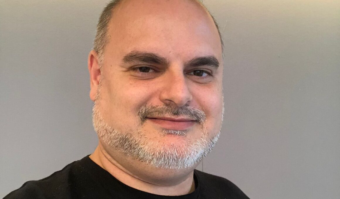 Anchises Moraes, Especialista de Theat Intel da Apura