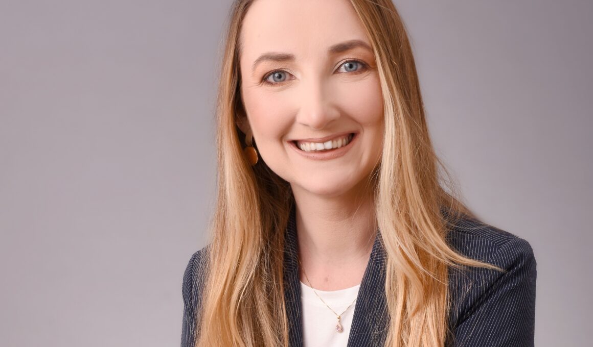 Anne Wendler, sócia no escritório Rücker Curi – Advocacia e Consultoria Jurídica / Foto: Divulgação