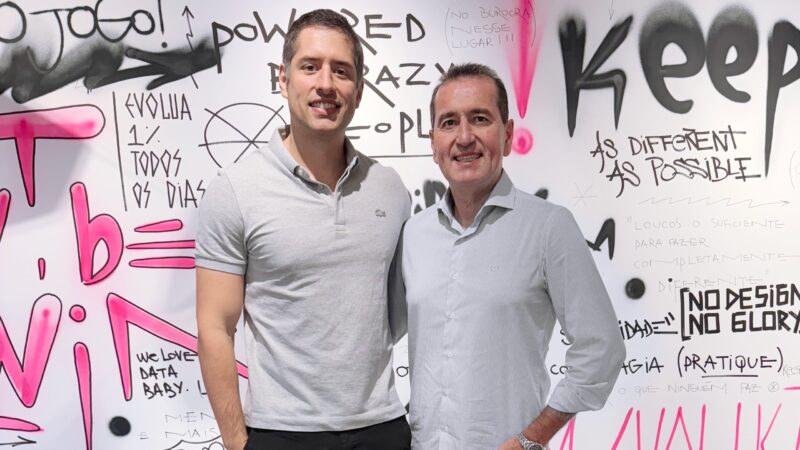 Carlos Alberto Souza Barros fundador, Co-CEO da Darwin, e Geniomar Pereira, novo diretor comercial da seguradora / Foto: Divulgação