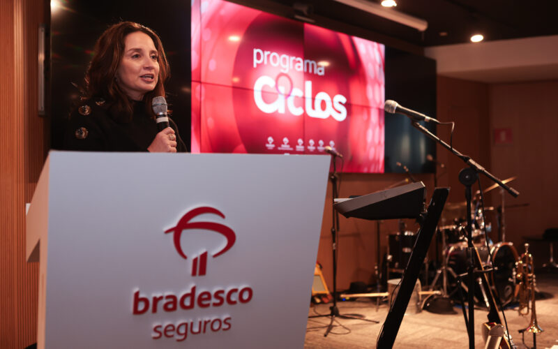 Andrea Carrasco durante encerramento do Programa Ciclos