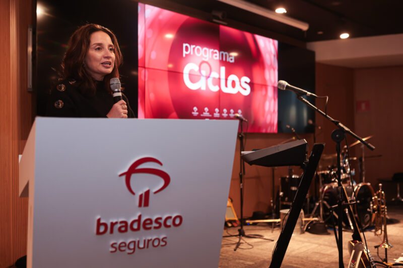 Andrea Carrasco durante encerramento do Programa Ciclos